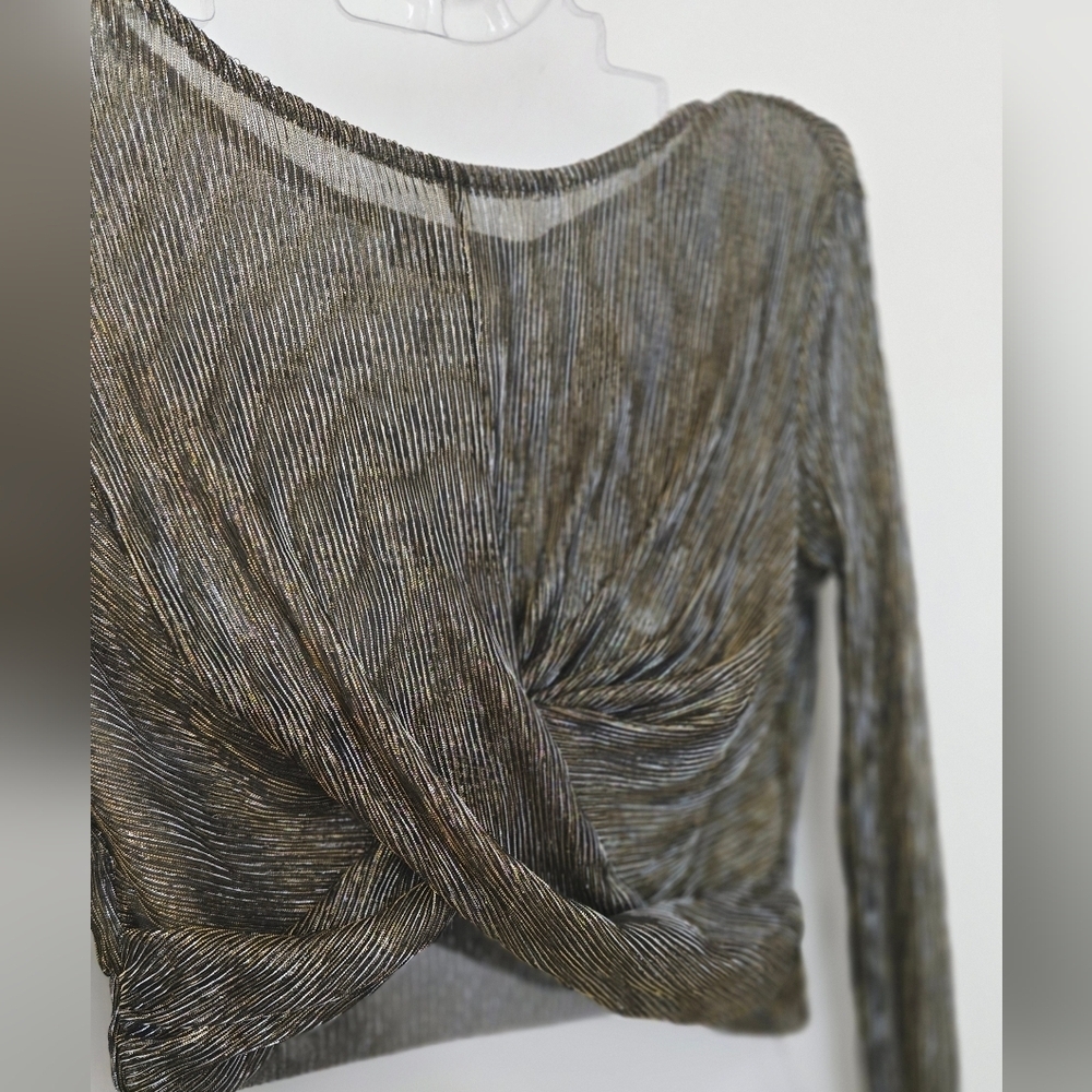 *3/$20 Long Sleeve Crop Top Black Gold Metallic Sheer - Picture 2 of 6